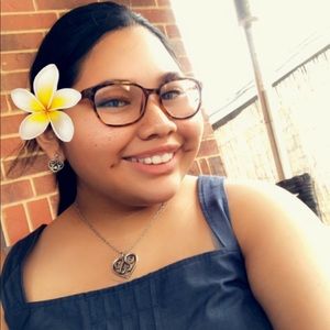 Meet your Posher, Ariana